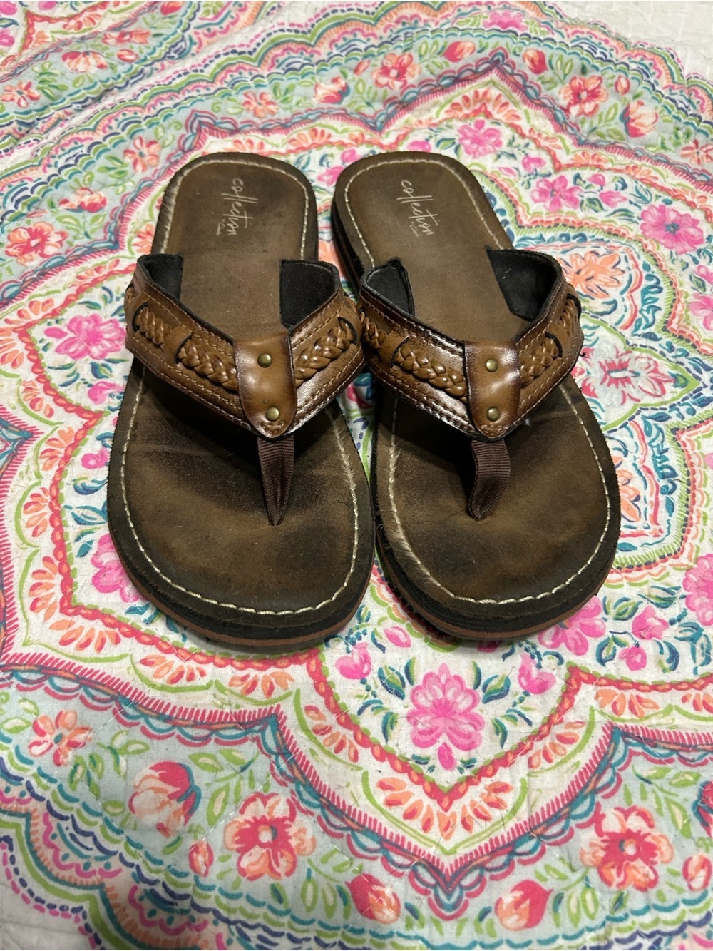 Clark’s artisan collection suede leather braided Sandals thong size 8